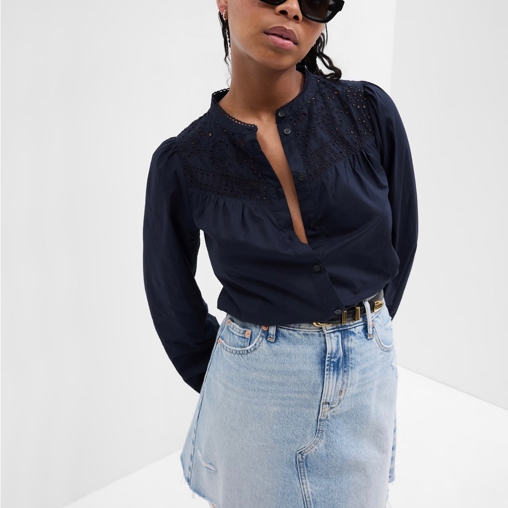 GAP Poplin Eyelet Top, Navy, Size XXL
